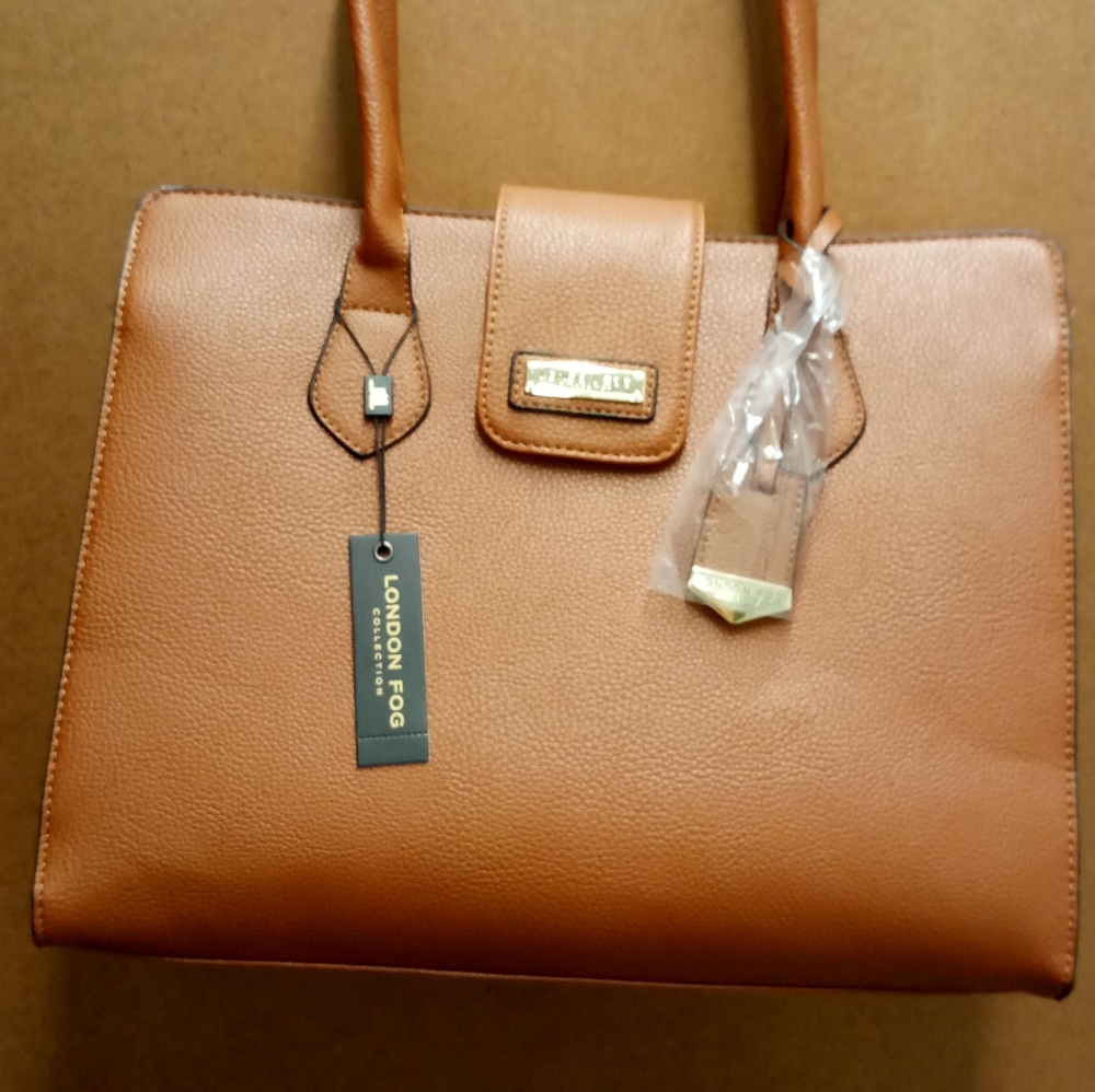 Camel Brown London Fog Purse